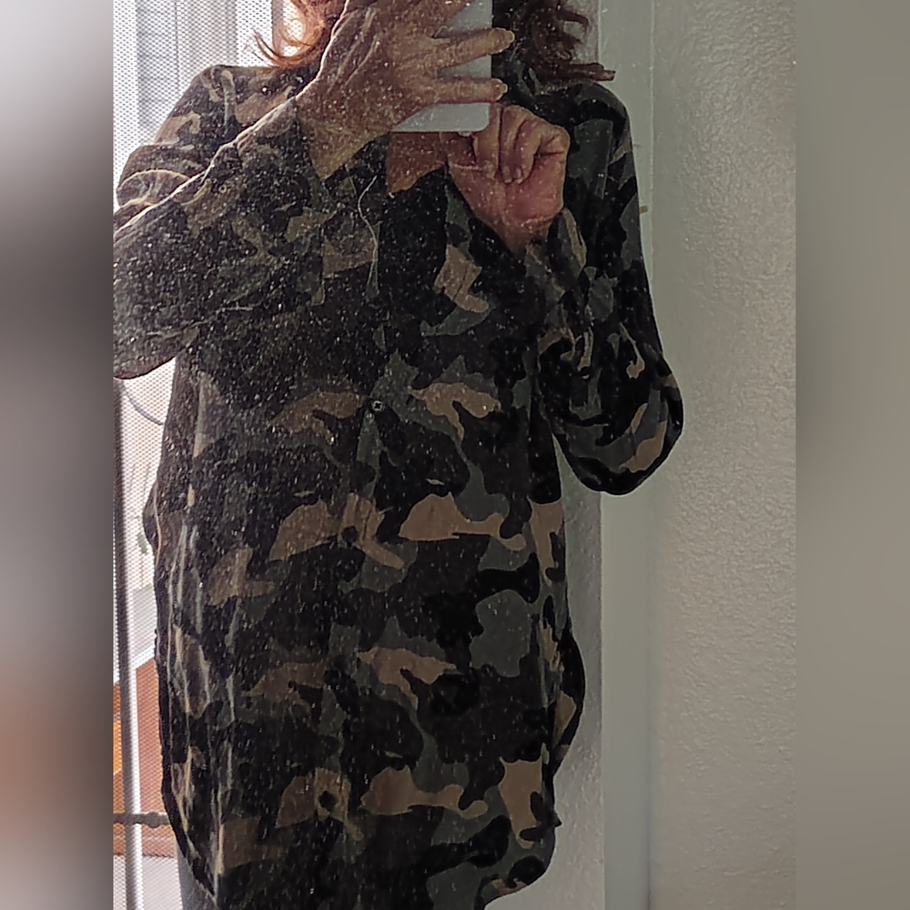 H&M Camouflage Ladies Shirt.